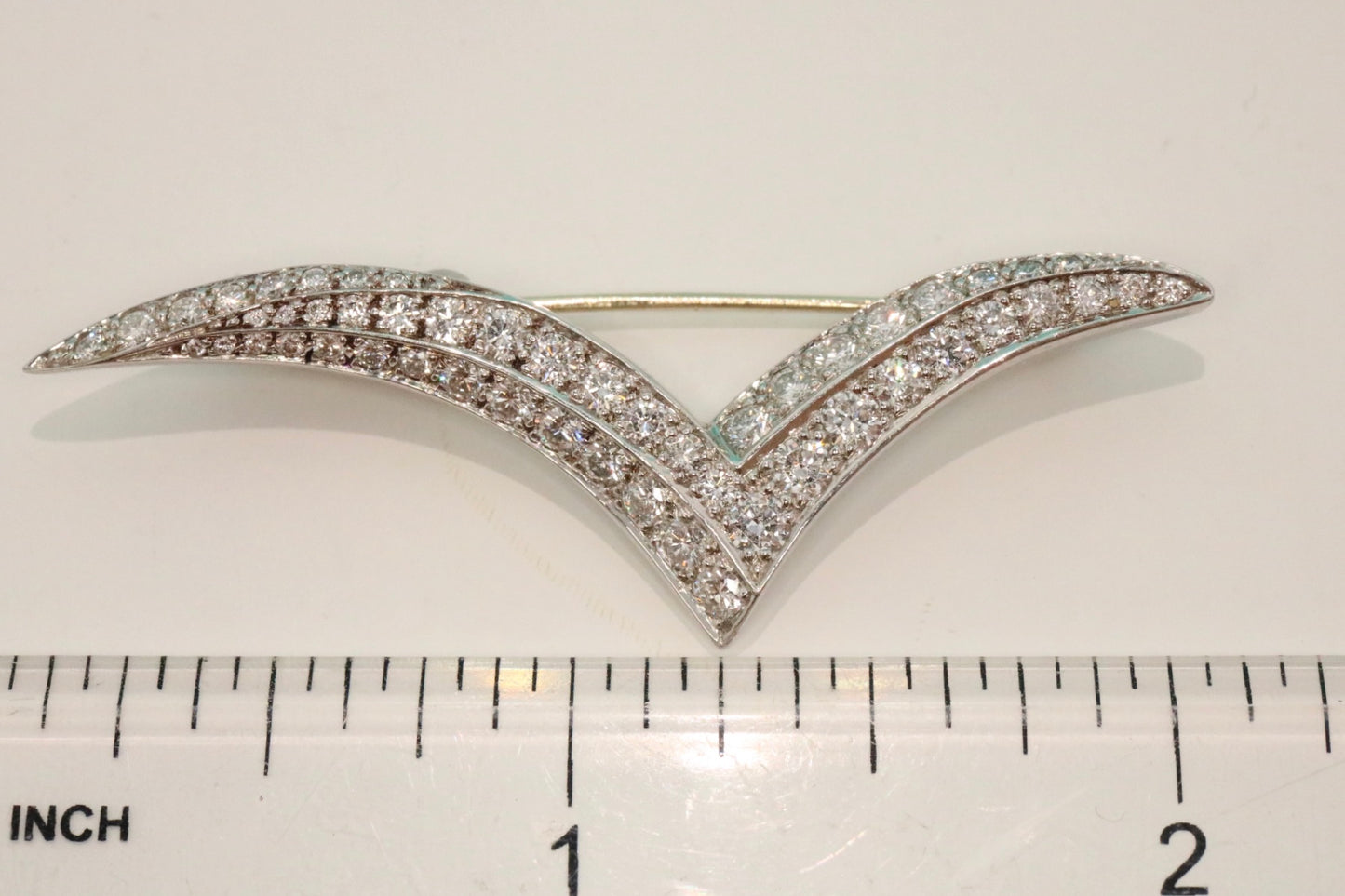 Tiffany & Co Platinum & Diamond Pin Brooch SEAGULL 1.40ct Large