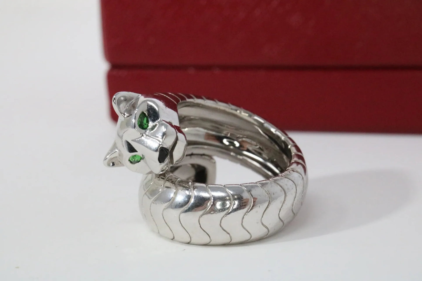 Cartier 18K WHITE GOLD LAKARDA PANTHERE RING