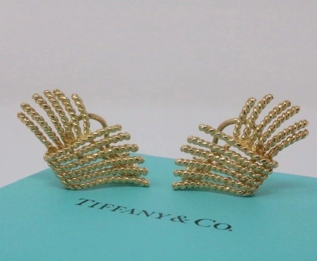 Tiffany and Co Shlumberger 18K Gold V Fan Rope Clip On Stud Earrings