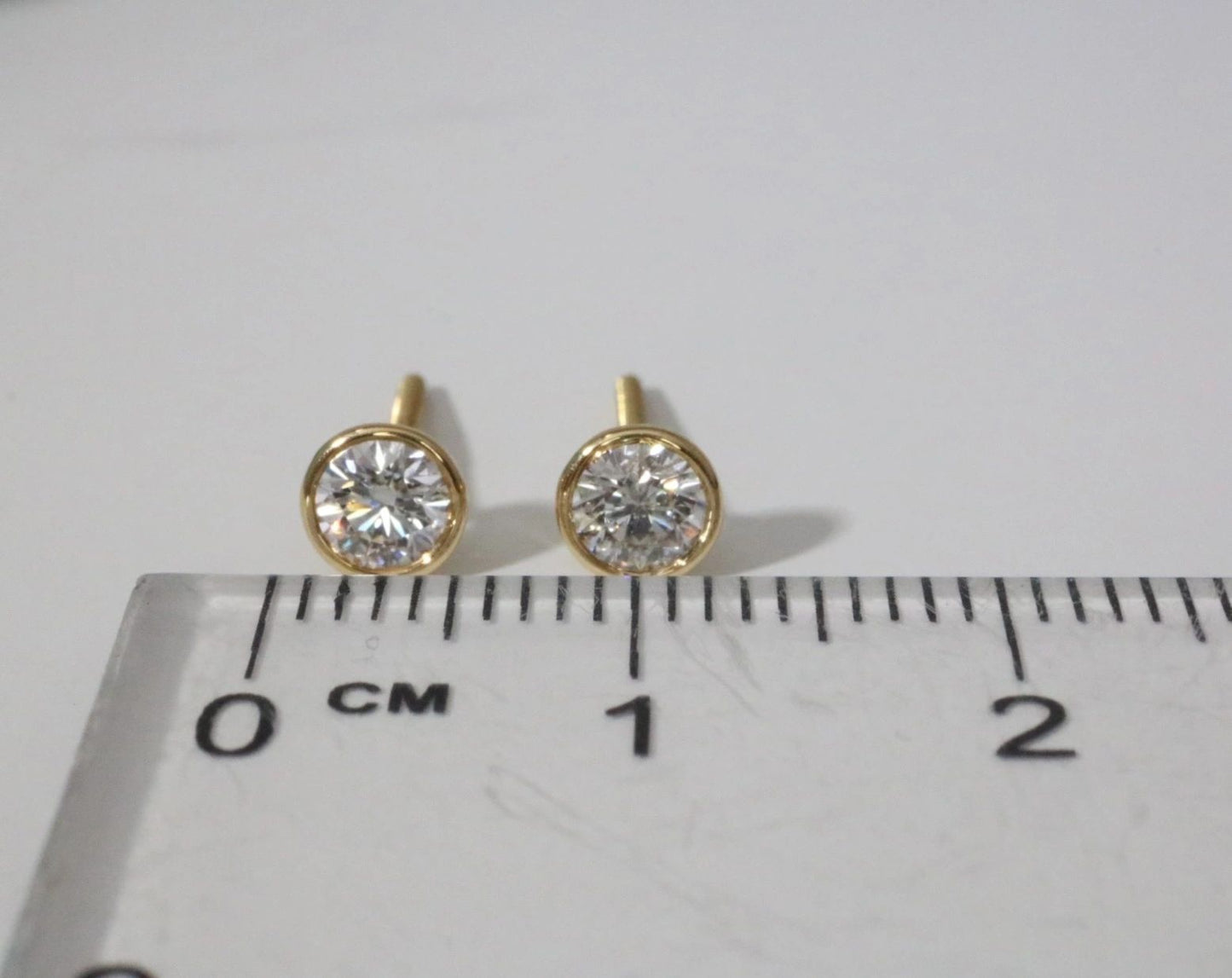 Tiffany & Co Elsa Peretti Diamond Stud Earrings 18K Gold