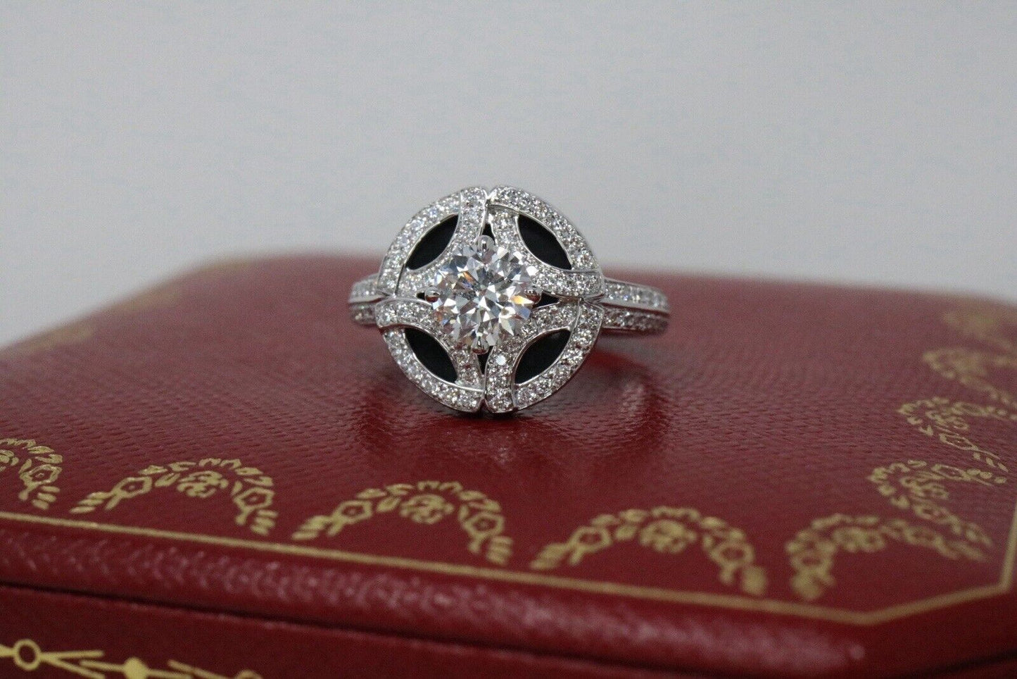 Cartier Galanterie De Cartier Round Diamond Engagement Ring 1.14ct 18K VVS2