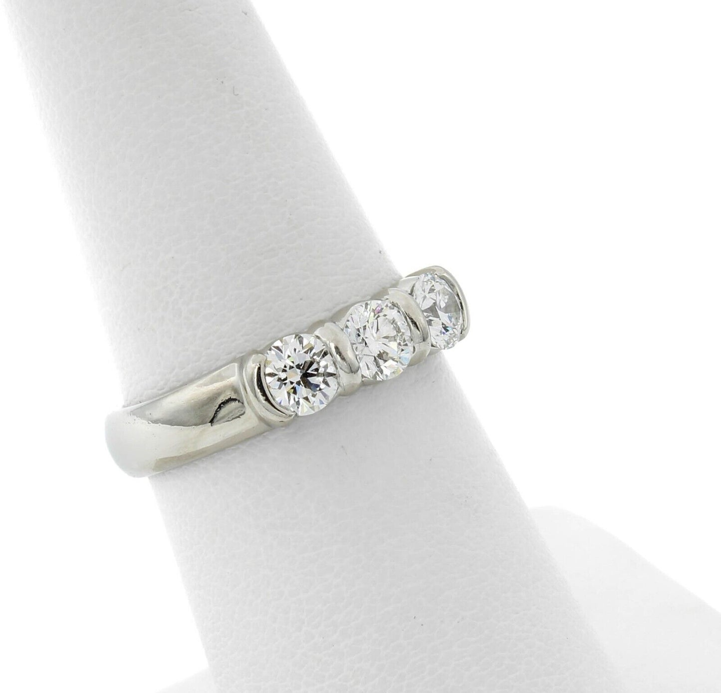 Tiffany & Co ETOILE Three-Stone Round Diamond Engagement Band Ring .81ct PT