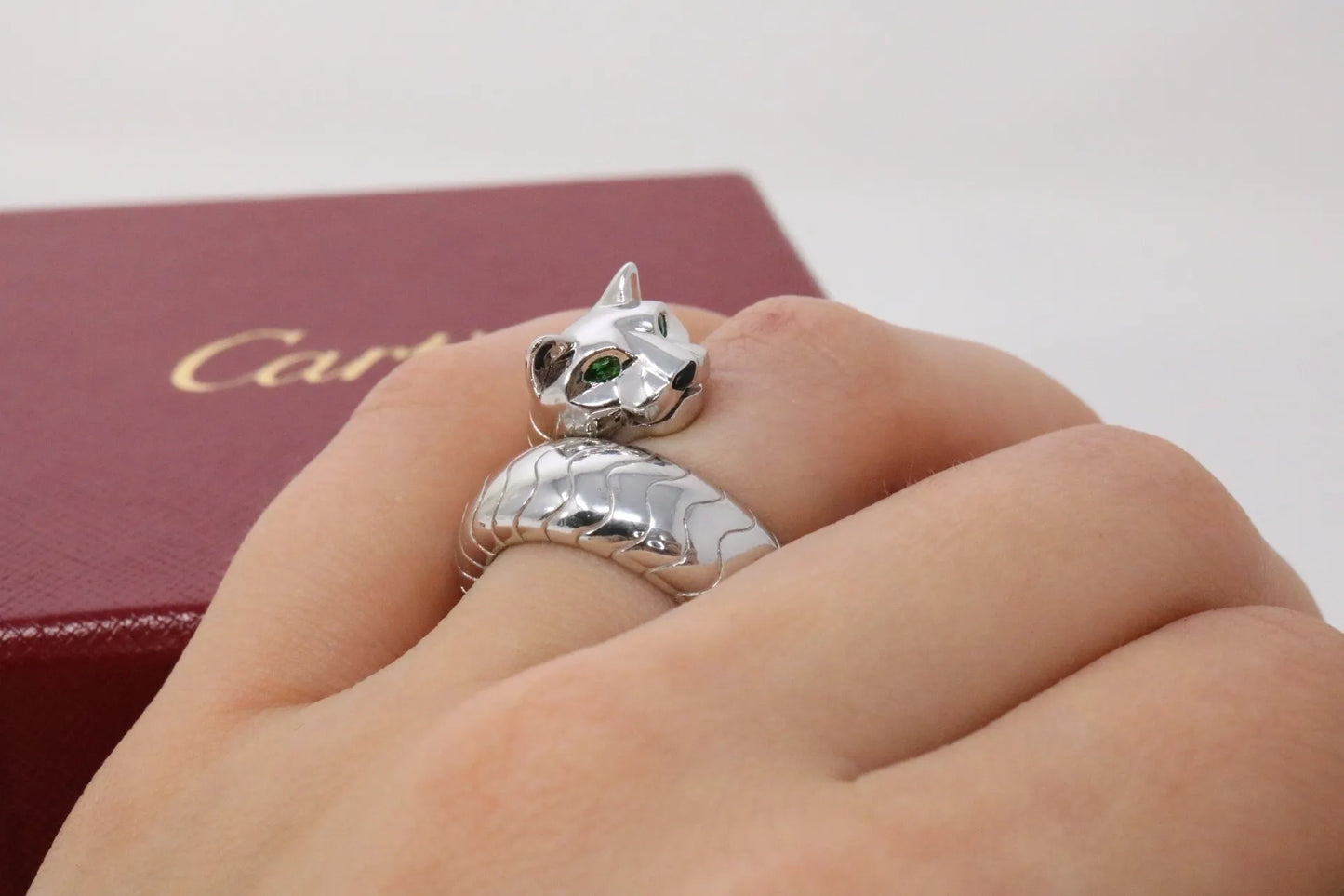 Cartier 18K WHITE GOLD LAKARDA PANTHERE RING