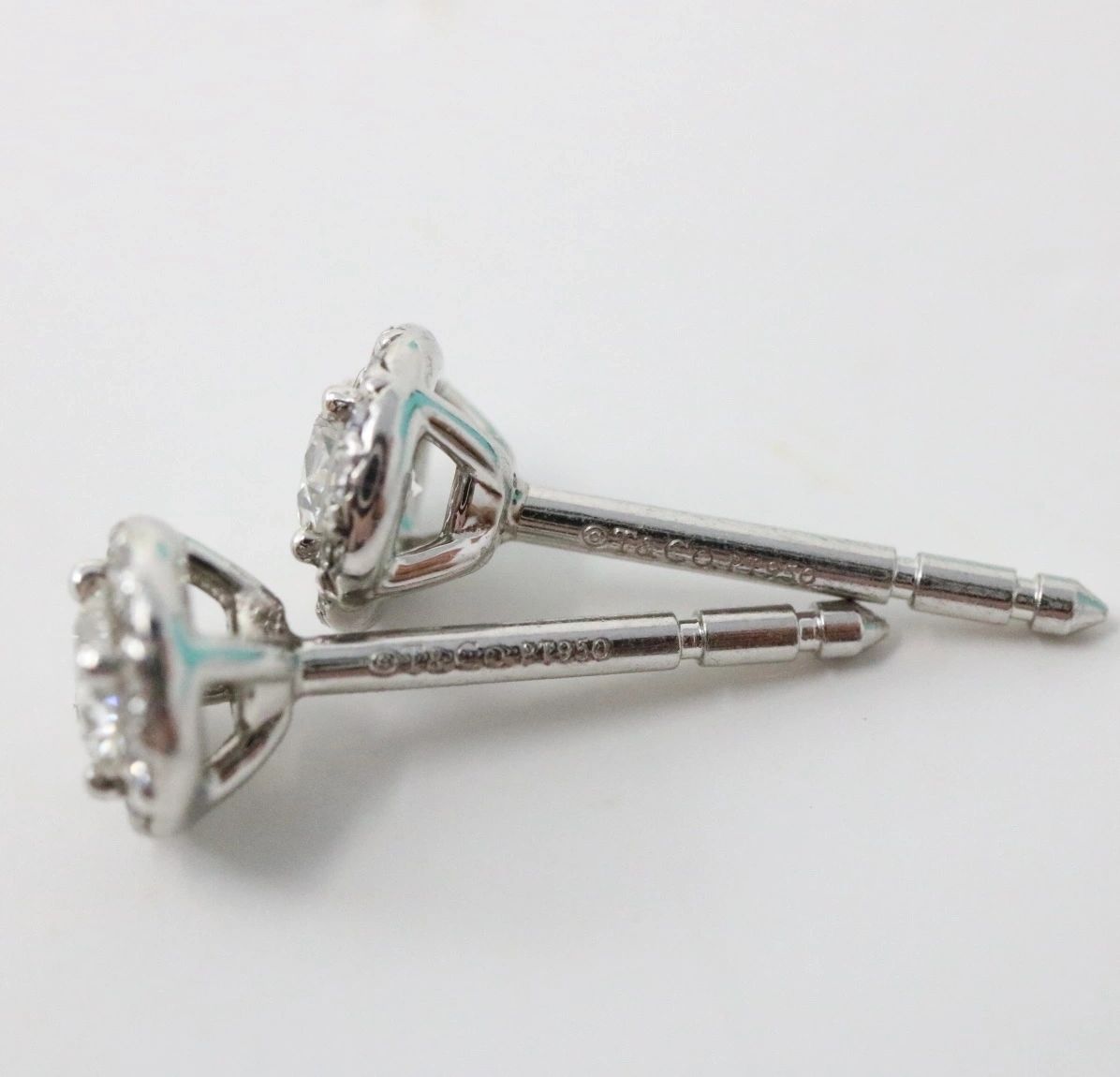 Tiffany & Co Soleste Diamond Stud Earrings in Platinum VVS 0.64CTW