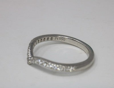 TIFFANY & CO SOLESTE "V" DIAMOND PLATINUM BAND WEDDING ENGAGEMENT RING