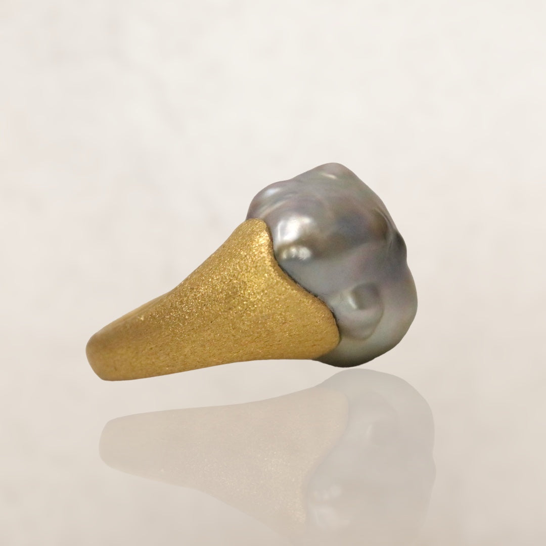 Yvel Satin Sea Baroque Tahitian Pearl Ring In 18k Yellow Gold