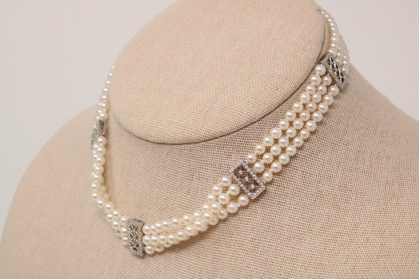 Tiffany & Co Diamond & Pearl Choker Necklace .66CTW Platinum 950 VOILE