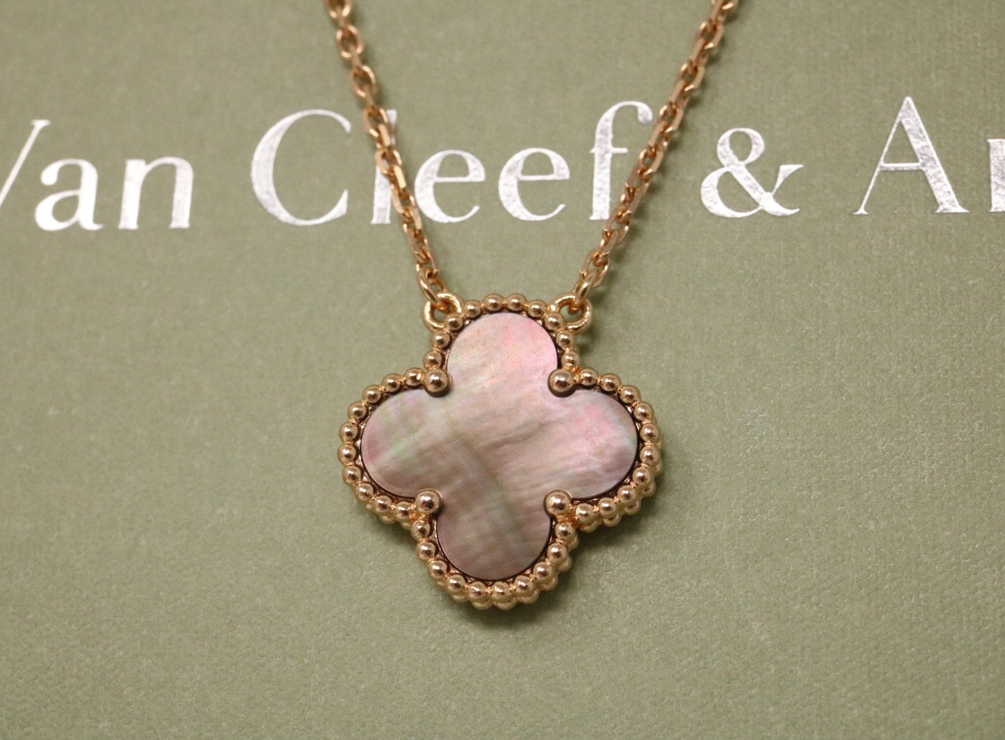 VAN CLEEF & ARPELS 18K ROSE GOLD VINTAGE ALHAMBRA GRAY MOTHER OF PEARL NECKLACE