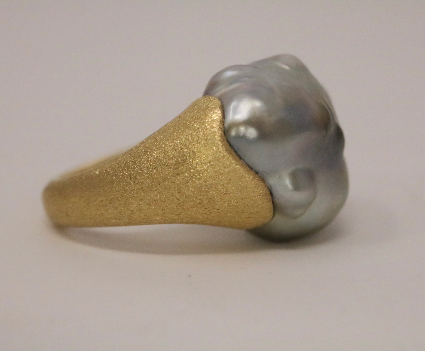 Yvel Satin Sea Baroque Tahitian Pearl Ring In 18k Yellow Gold