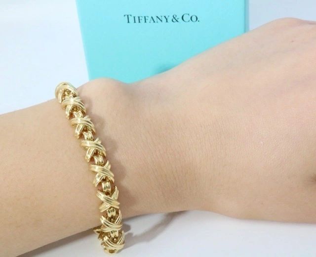 Tiffany & Co Signature X Bracelet in 18K Yellow Gold