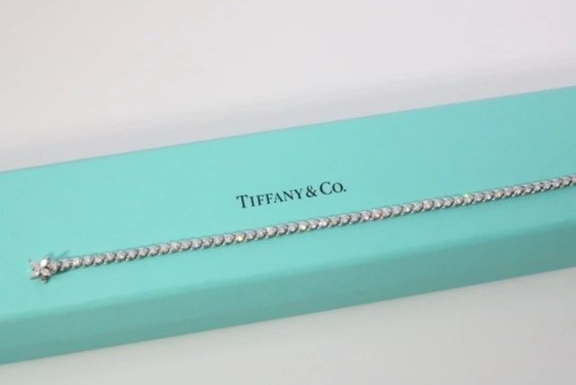 Tiffany & Co Platinum Victoria Marquise 3.08CTW Diamond Tennis Line Bracelet