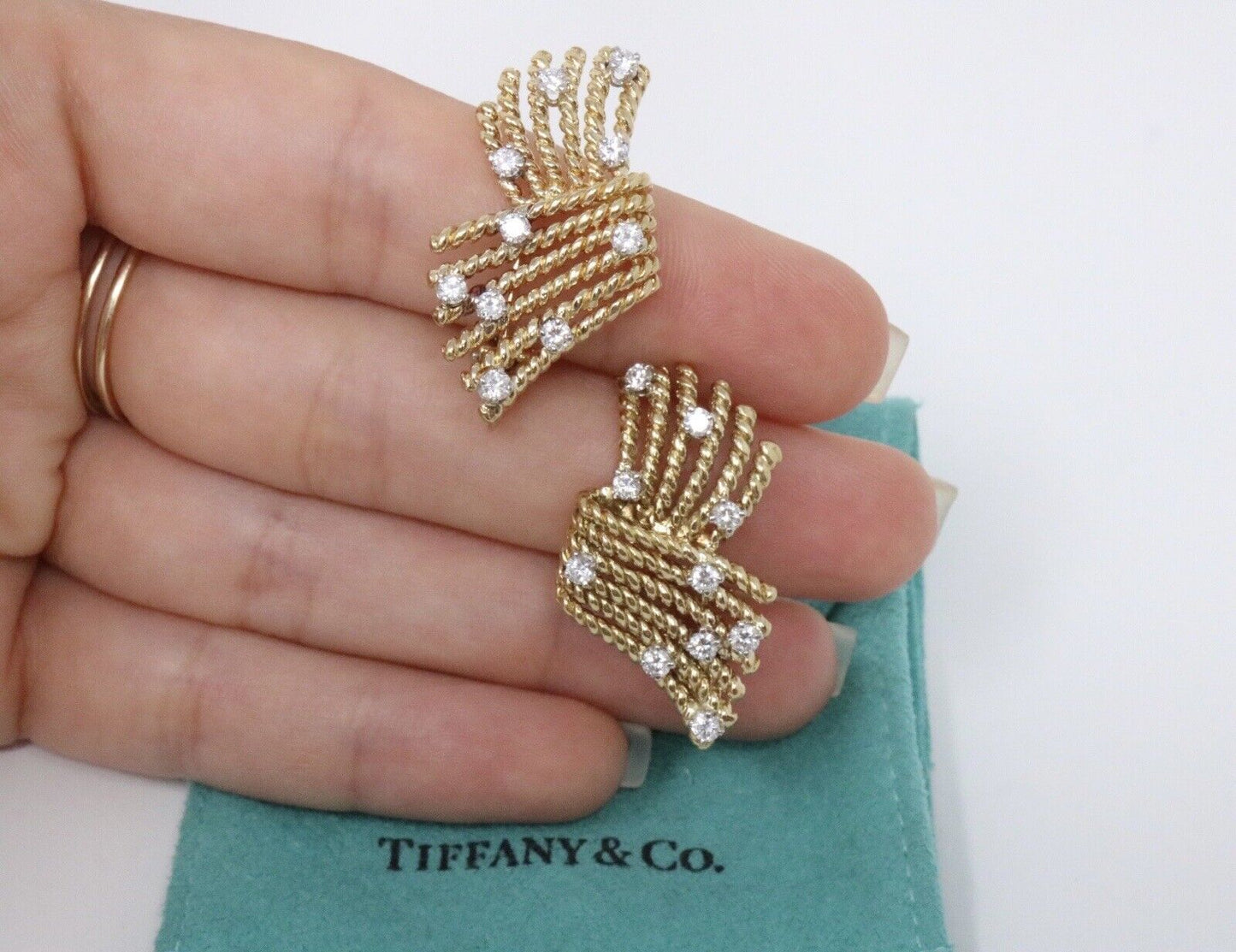 Tiffany and Co Shlumberger .91ct Diamond Stud Earrings V Fan Rope 18K Gold