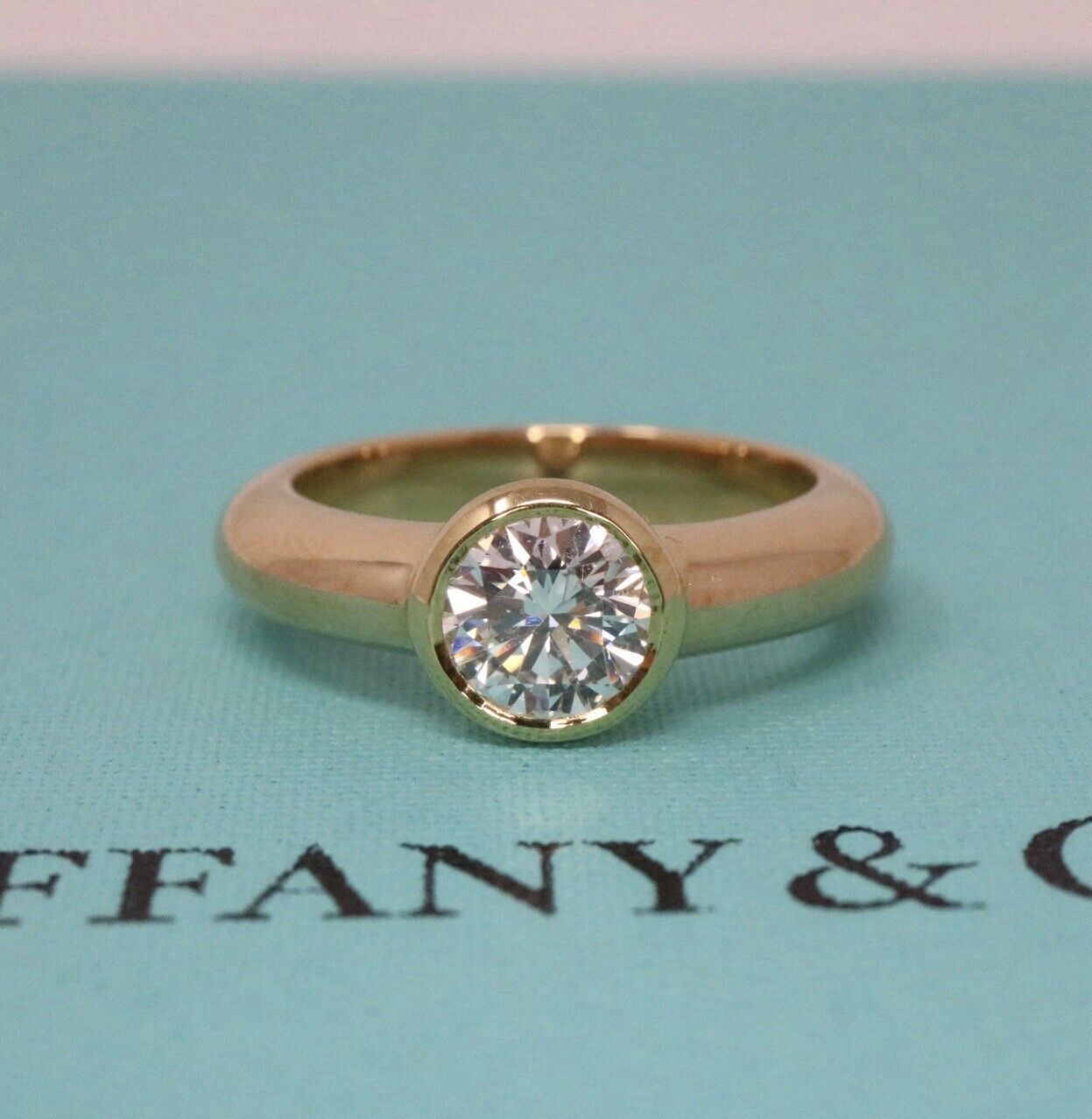 Tiffany & Co 18K Etoile Bezel 0.94ct Round Diamond Engagement Ring Size 6 G