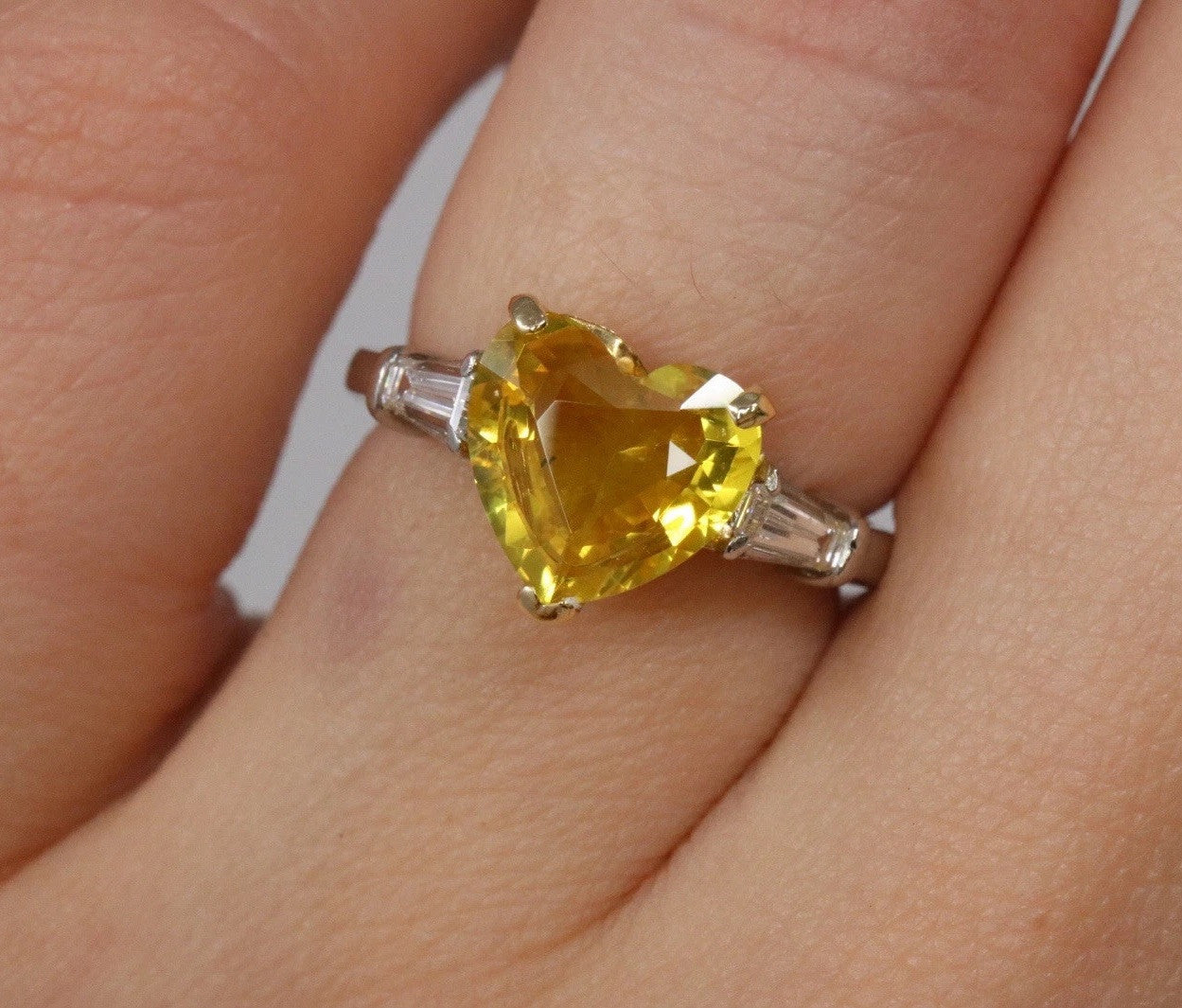 GRAFF Diamond And Sapphire Engagement Ring Platinum 18K $25k
