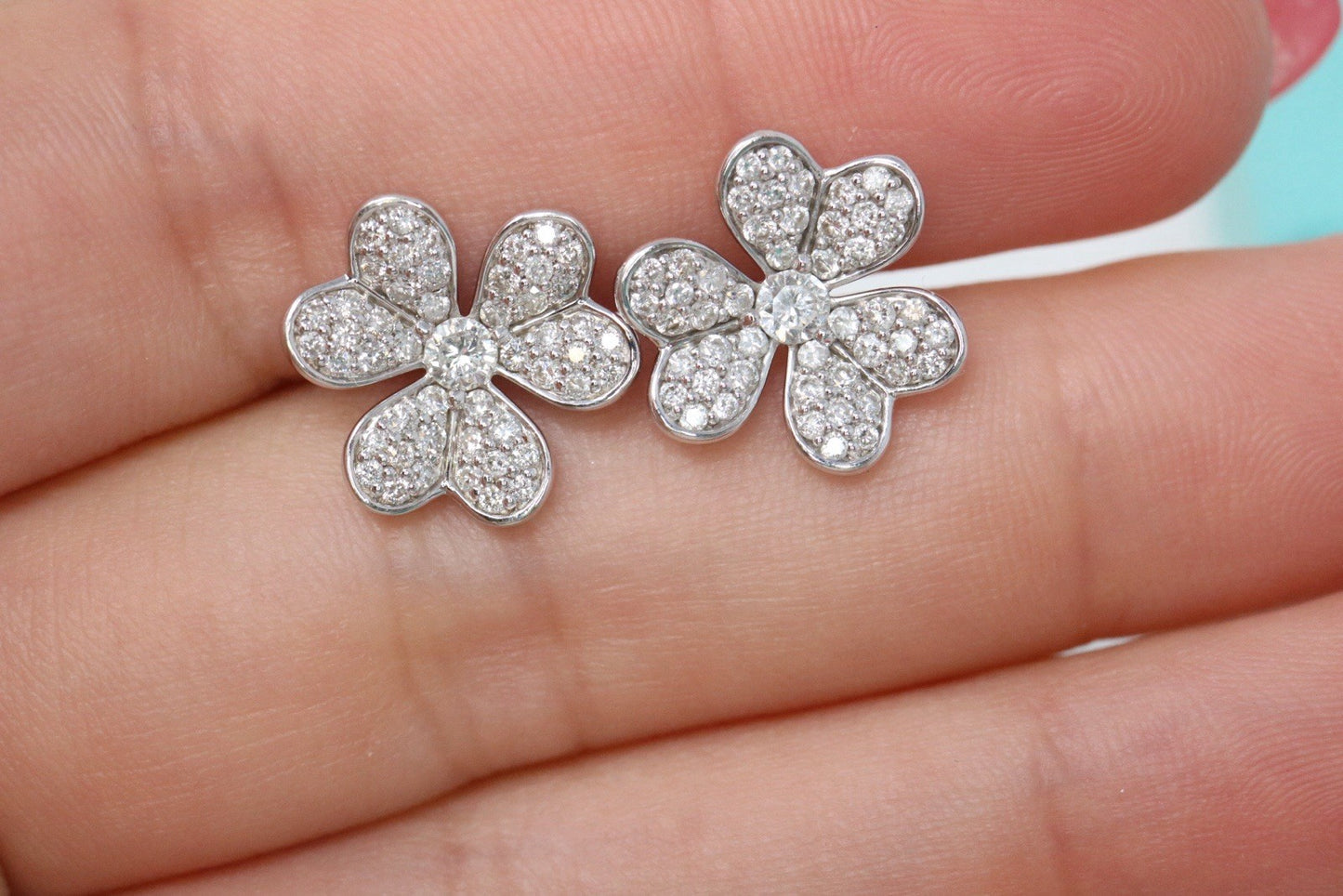 Frivole Style Flower Diamond Earrings 14K White Gold 1.45ctw*