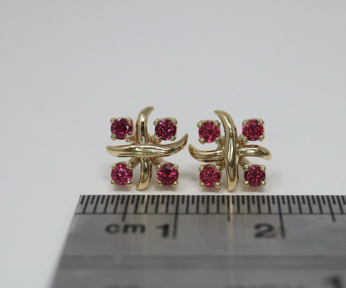 Tiffany & Co Schlumberger Lynn Ruby Earrings In 18k Yellow Gold .30ct Rtl $5,200