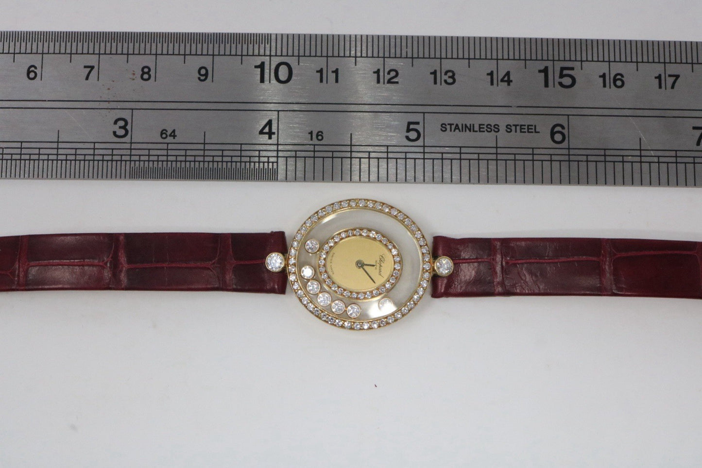 Chopard Happy Diamonds 24mm 18k Yellow Gold Ladies Oval Watch 20/4292