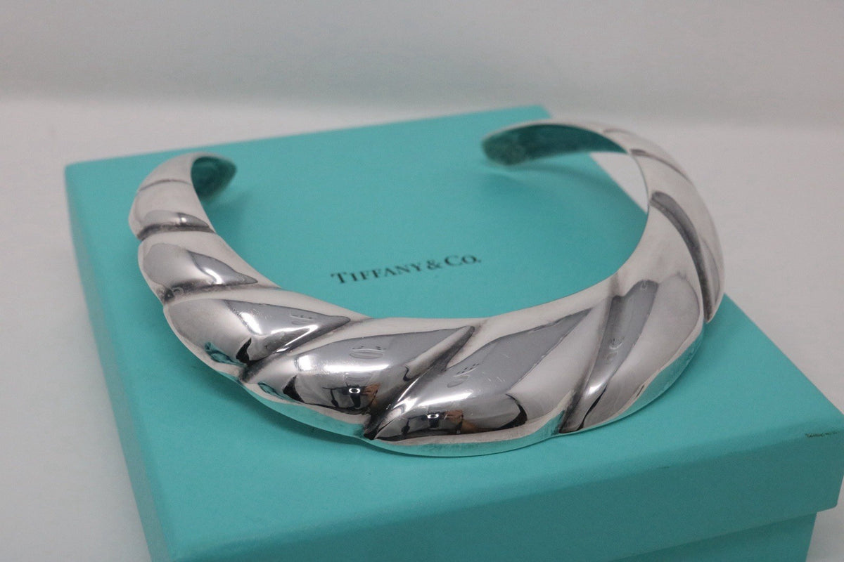 Tiffany & Co Sterling Silver Ribbed Collar Cuff Choker Necklace 925