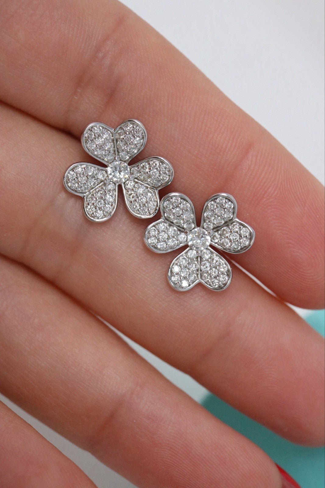 Frivole Style Flower Diamond Earrings 14K White Gold 1.45ctw*