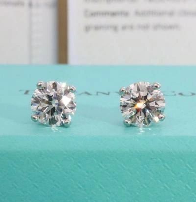 Tiffany & Co Diamond Stud Earrings In Platinum